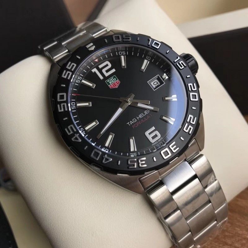 Часы TAG HEUER