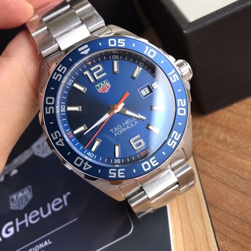 Часы TAG HEUER