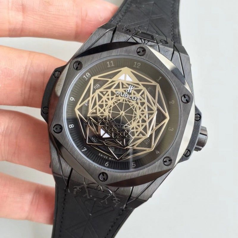 Часы HUBLOT