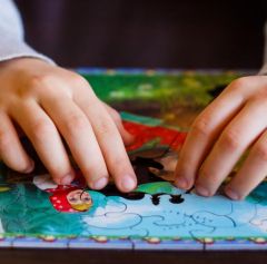 Деревянный пазл Маша и медведь