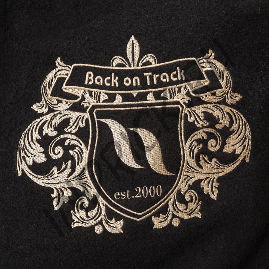 Шерстяная попона для лошади Back on Track Edward