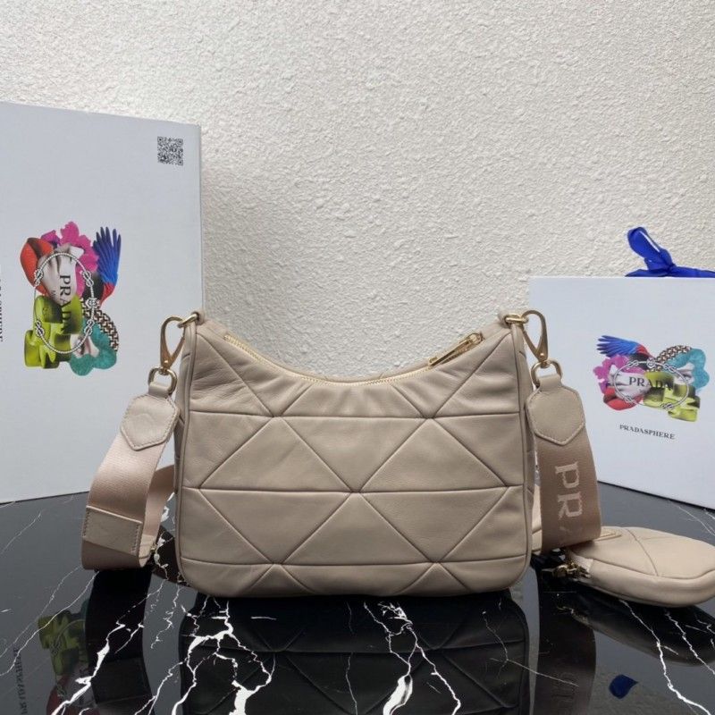 PRADA 24*17*7 cm