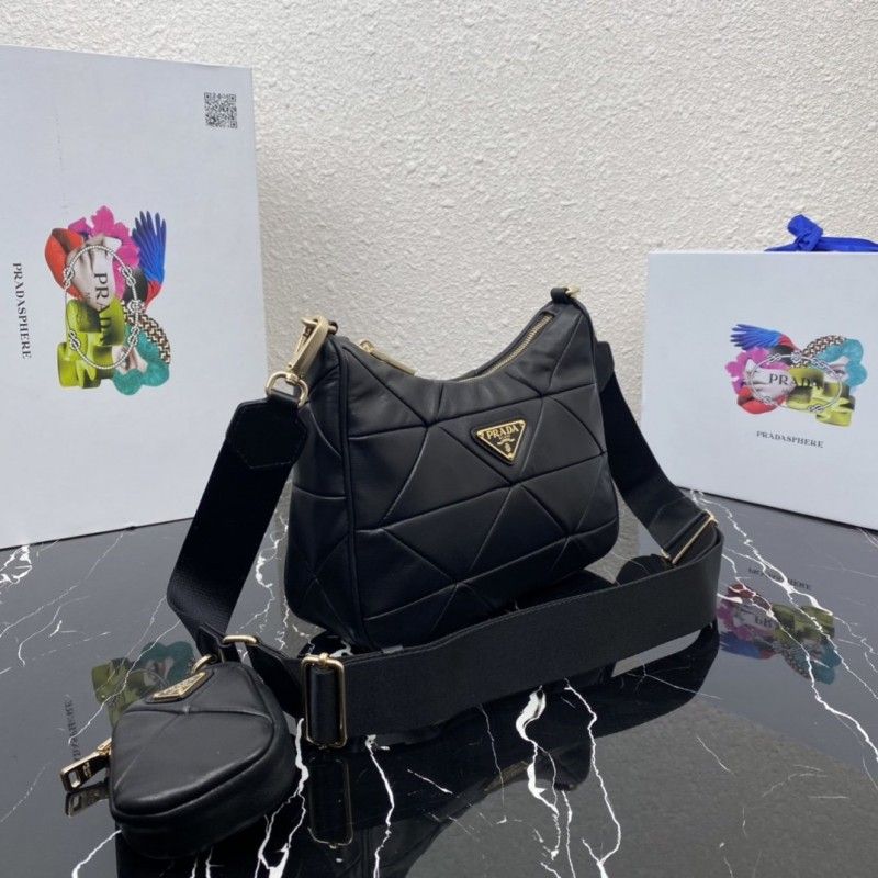 PRADA 24*17*7 cm