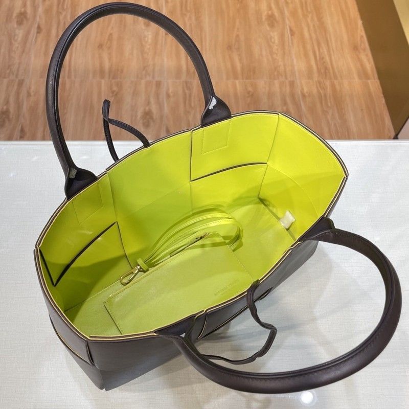 Bottega Veneta Arco Tote 30х20х11,5 cm