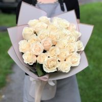 25 роз 50 см в красивой упаковке