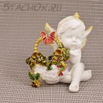 Брошь "Новогодние песики в подарочной корзинке" (США)