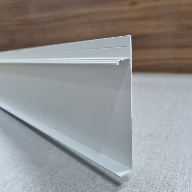 Скрытый плинтус Pro Design 235 Universal анодированный