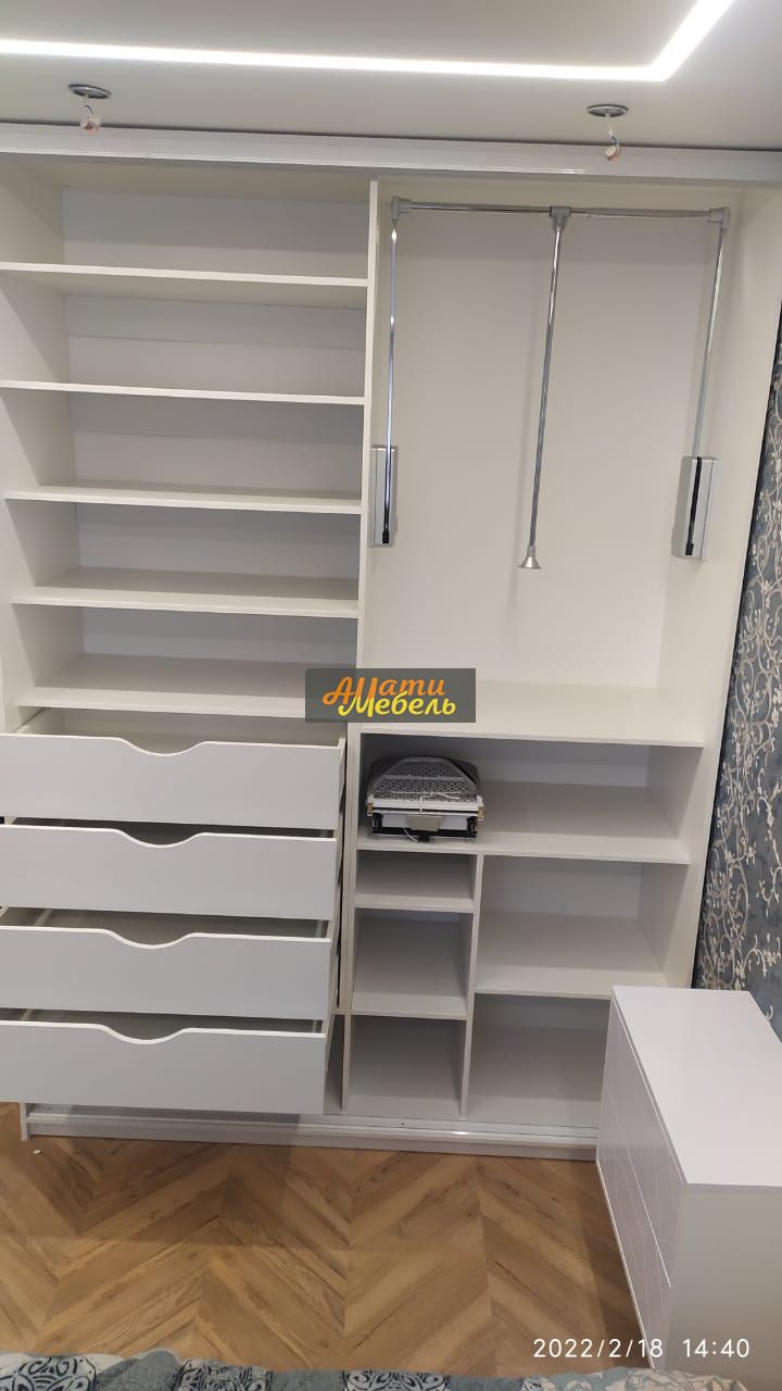 шкаф с гладильной доской и пантографом за 137475.33 ₽