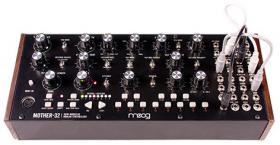 Moog Mother-32