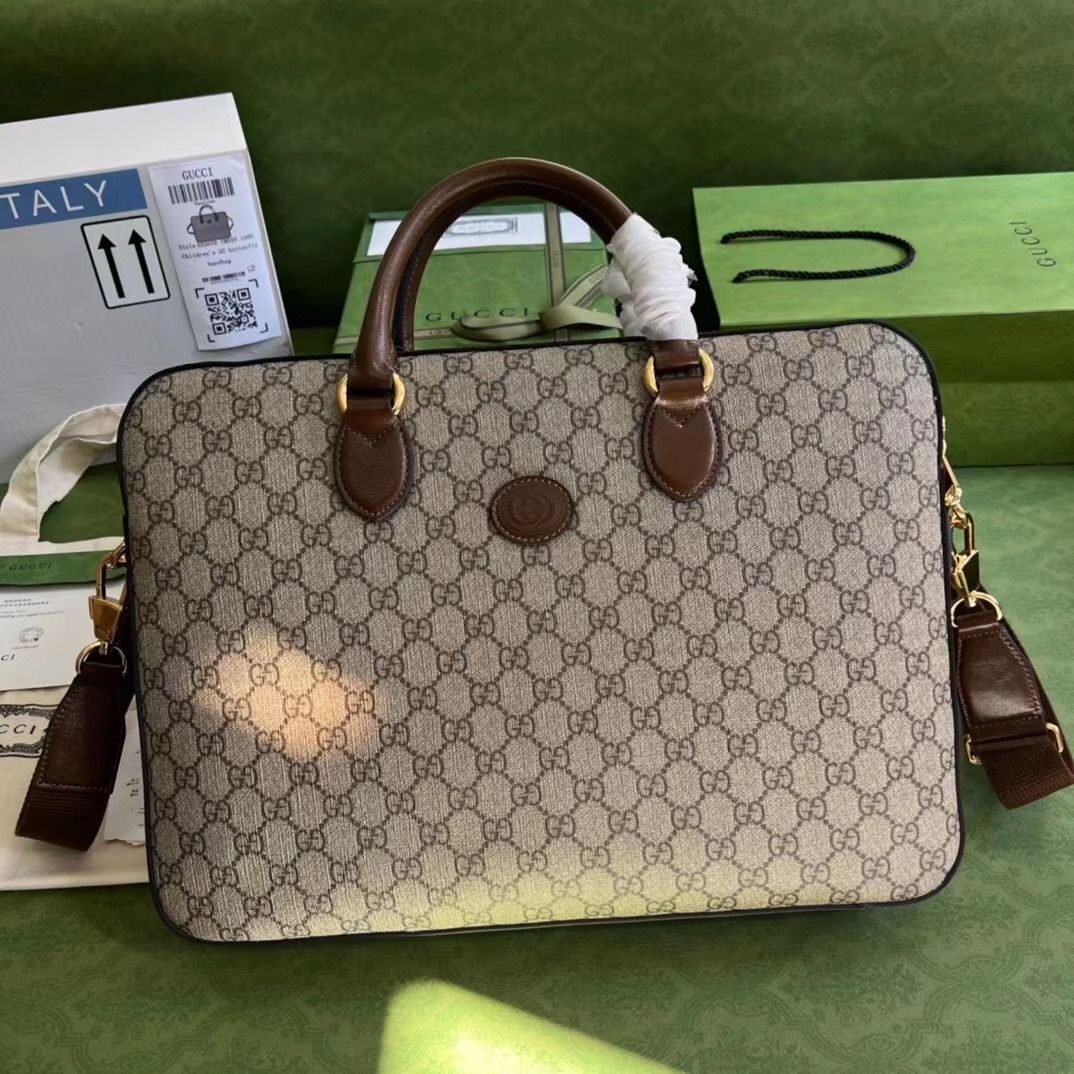 Портфель Gucci GG Supreme 40x30x6 cm