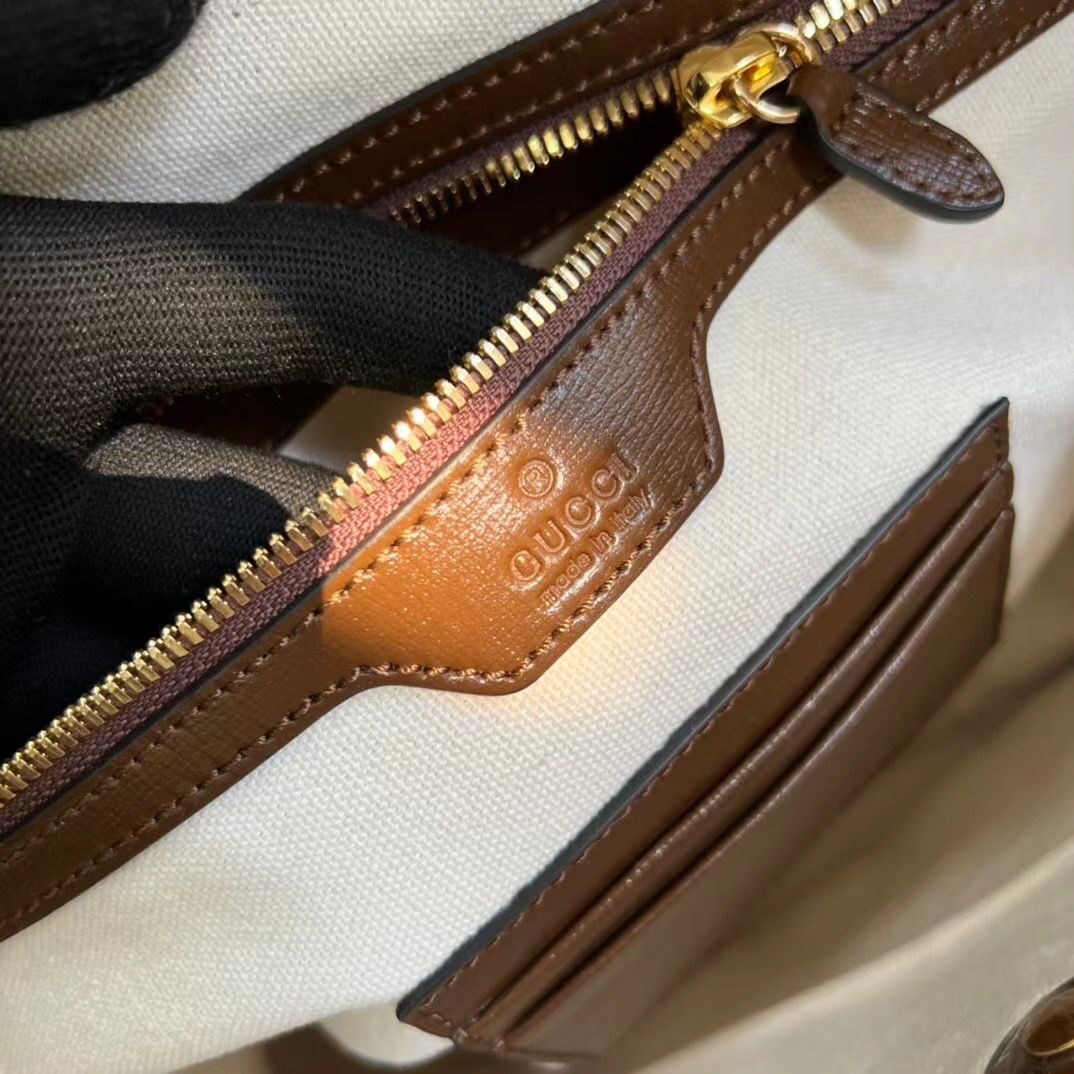 Портфель Gucci GG Supreme 40x30x6 cm