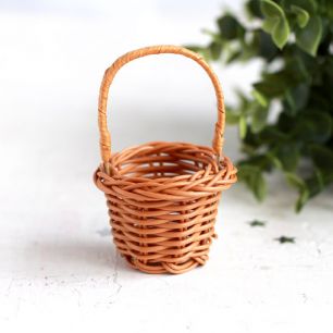 Аксессуар для куклы, корзинка плетеная  - Светло-коричневая 3 см