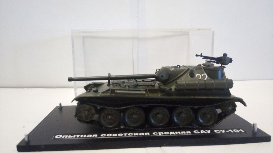 Советская опытная САУ СУ-101  (1/72) смола