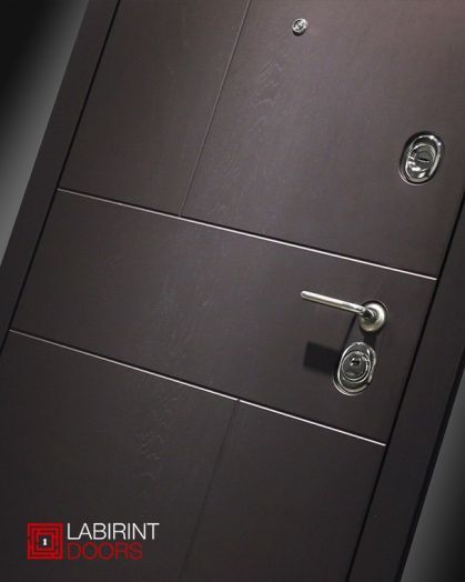 Входная дверь Лабиринт URBAN 19 с Зеркалом Белый софт