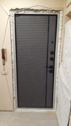 Входная дверь Лабиринт Лайн WHITE 22 Графит софт