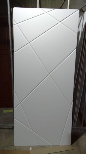 Входная Металлическая Дверь Термодор Termo-door (T.DOOR) Техно Графит Лучи белый