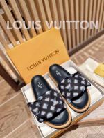 Шлепанцы Louis Vuitton