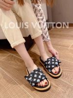 Шлепанцы Louis Vuitton