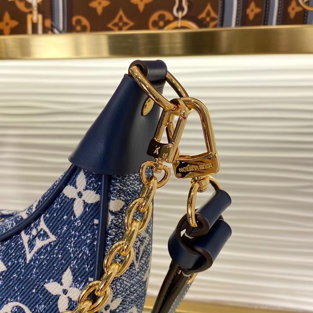 Louis Vuitton Loop 23x13x6 cm