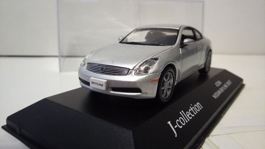 Nissan Skyline 350 GT  (J-collection ) 1/43