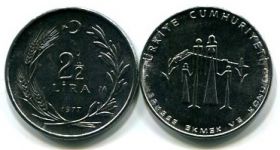 Турция 2 1/2 лиры "ФАО - Хлеб и жилье для всех" 1977 год UNC