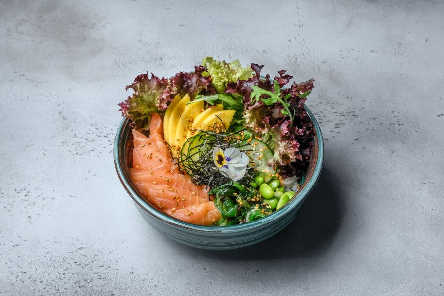 Боул с лососем