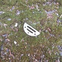 Накладка-решетка на сливные отверстия полукруглая