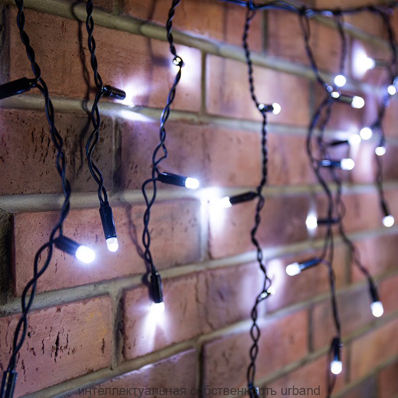 Гирлянда-бахрома (Айсикл) 4,8х0,6 м, мерц. черн.провод, белый, 176LED Neon Night 255-175