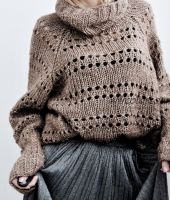 Свитер «Little Hole Sweater» (LavkaKafka)