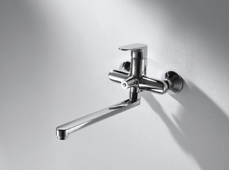 Изображение Смеситель Bravat Alfa для ванны F6120178CP-01L универсальный