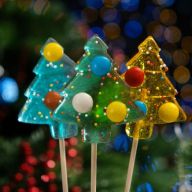 Леденцы "Ёлочка с драже"