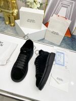 Зимние кроссовки Alexander McQueen мужские