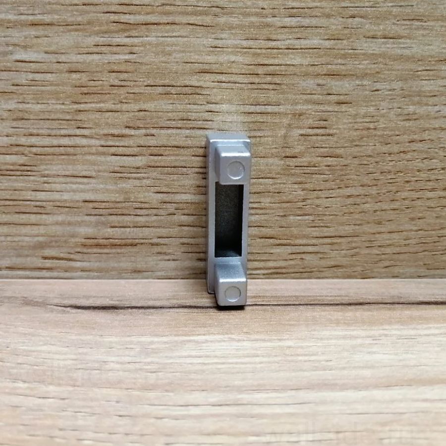 Соединительный элемент для плинтуса Евротрим 4036 и 4037