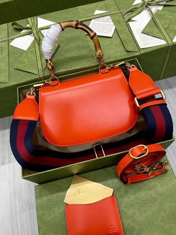 GUCCI BAMBOO 21x15x7 cm