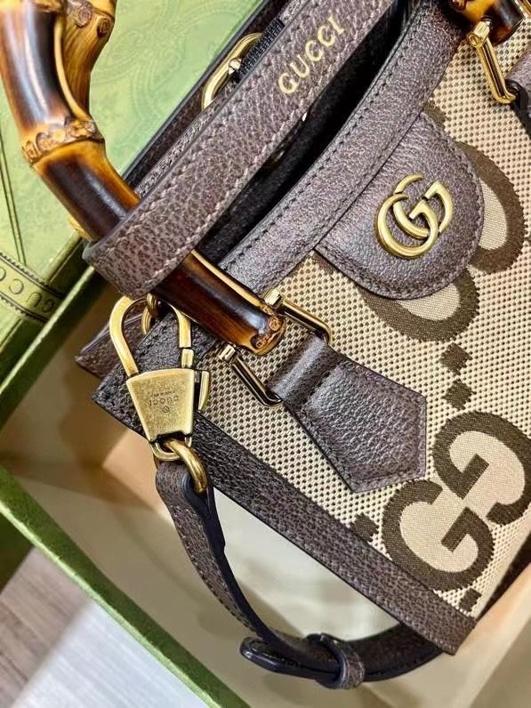 GUCCI BAMBOO DIANA 20x16x10 cm