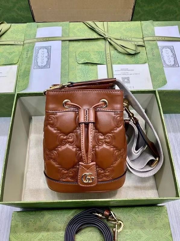 GUCCI GG MATELASSE 15,5x19x9 cm