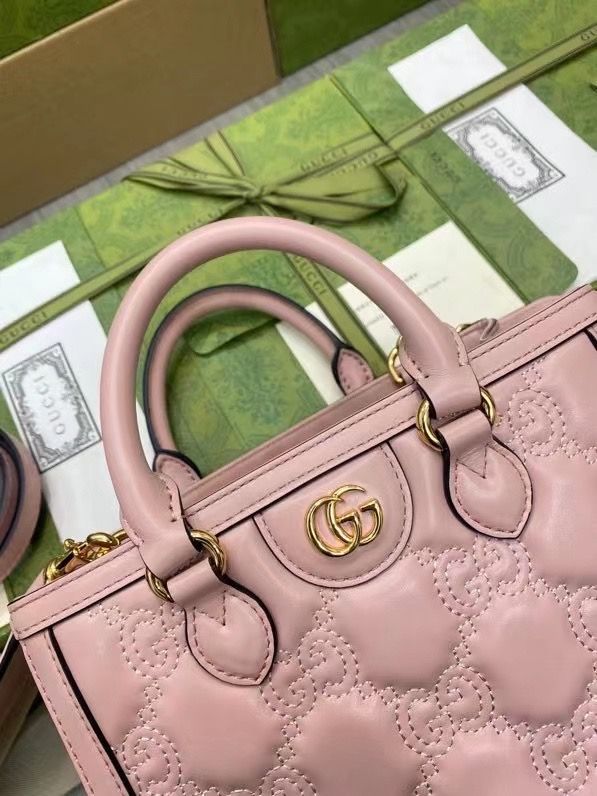 GUCCI MATELASS 28x22x10 cm