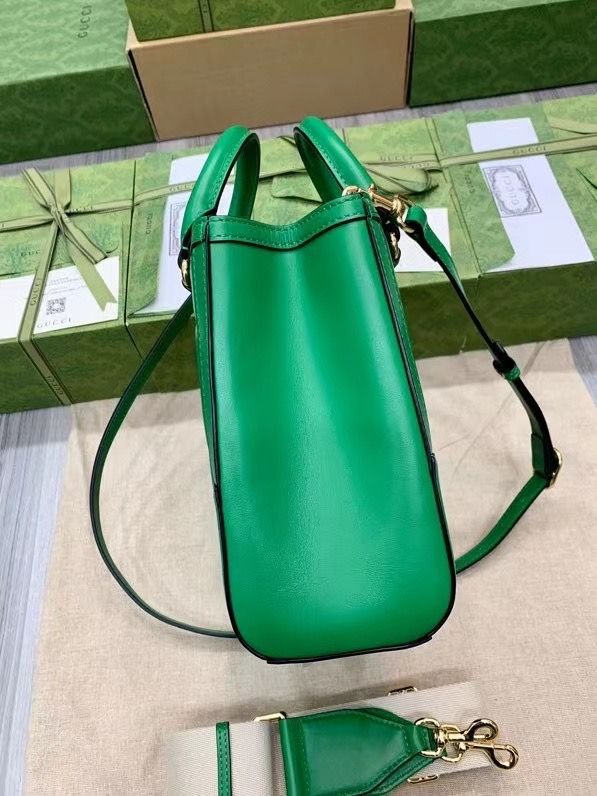 GUCCI MATELASS 28x22x10 cm