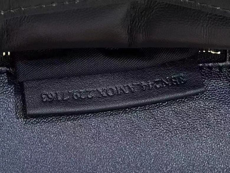 FENDI BAGUETTE PEEK-A-BOO 23x11x18 cm