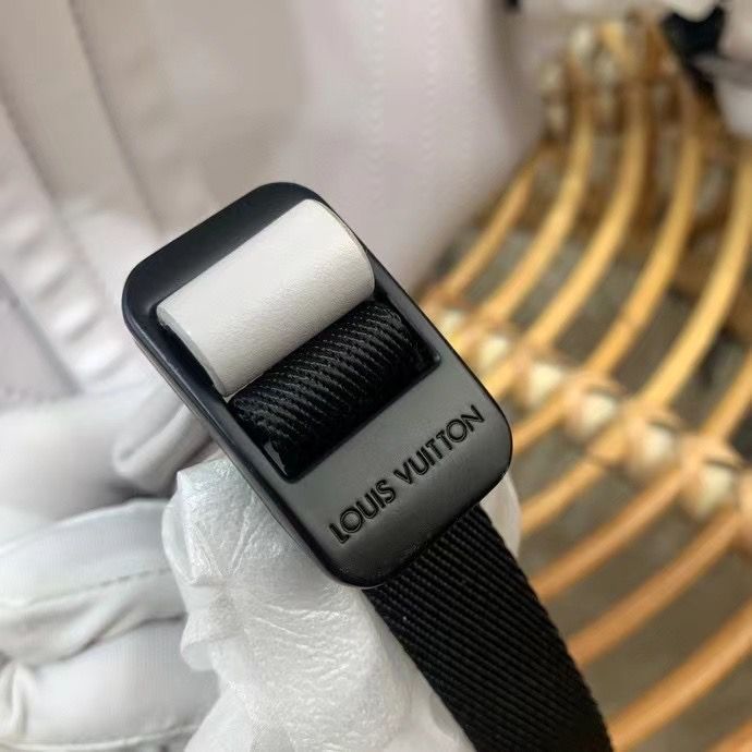 Рюкзак Louis Vuitton 38x25x40 cm