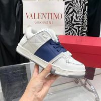 Кроссовки Valentino