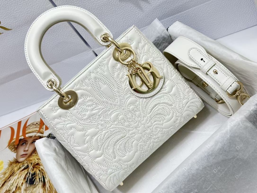 Lady Dior Ornamental 20 cm