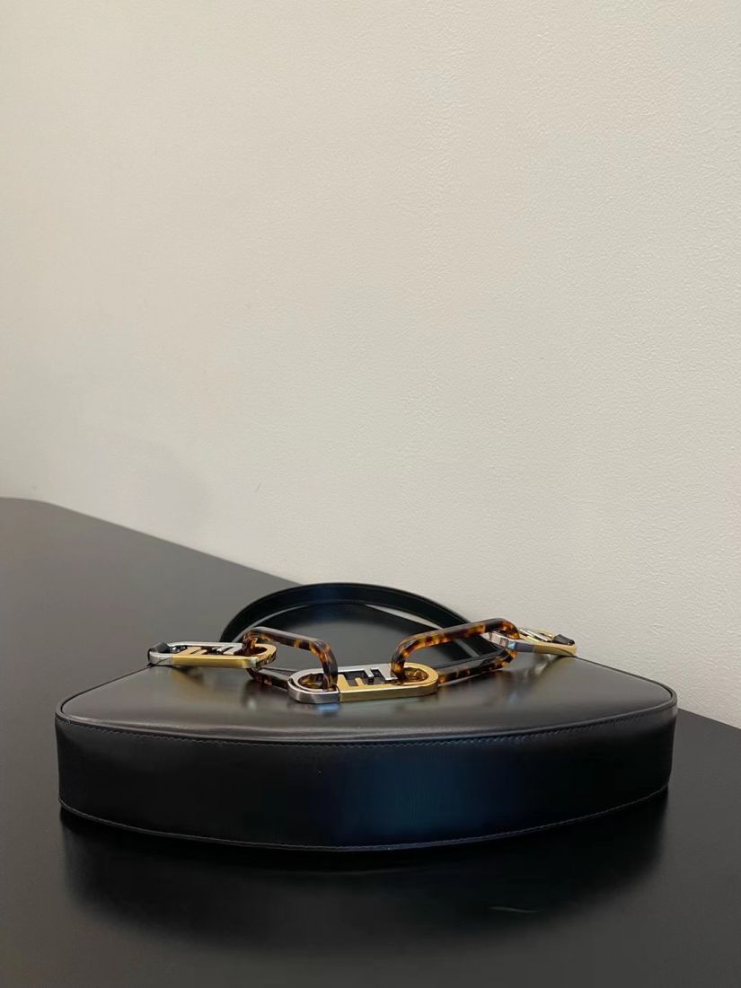 O’Lock Swing Leather Bag 32x11x5 cm