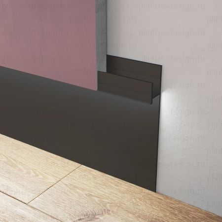 Ликорн С-02.2.3 скрытый плинтус чёрный