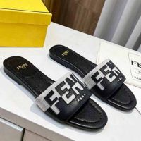 Шлепки FENDI