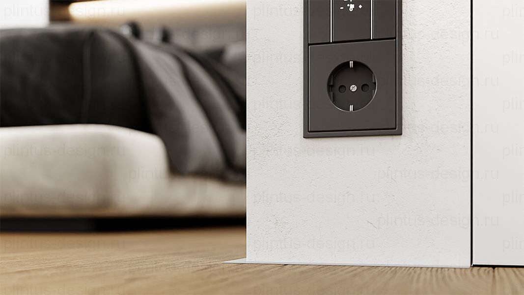 Микроплинтус для пола Хром матовый