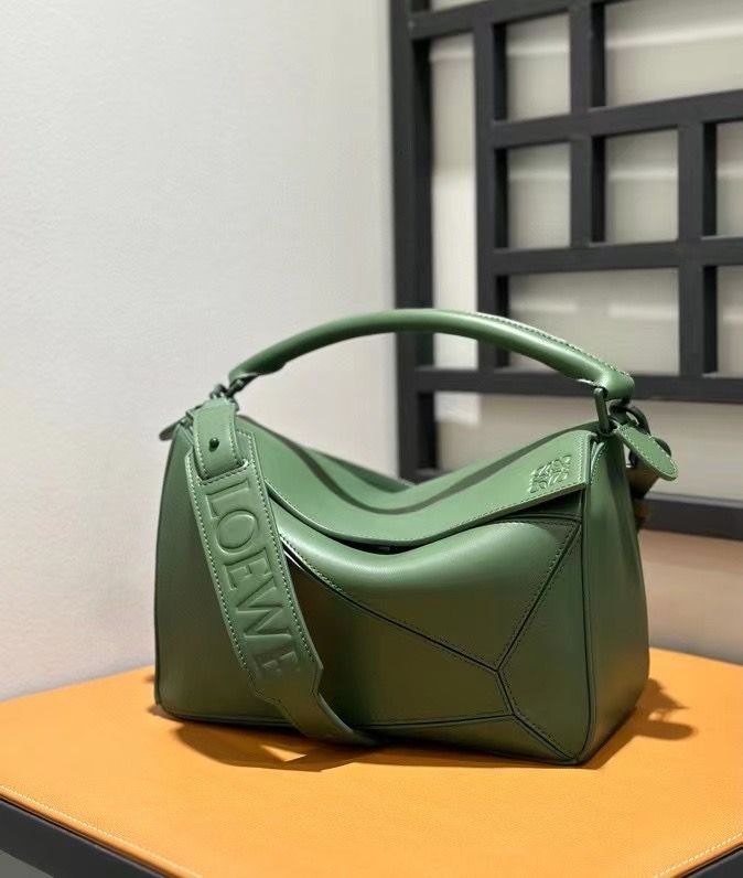 Loewe Puzzle 29x19x12 cm