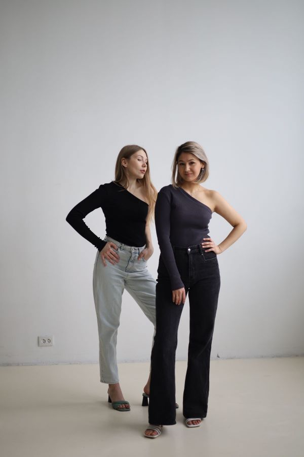 Кофта на одно плечо графит