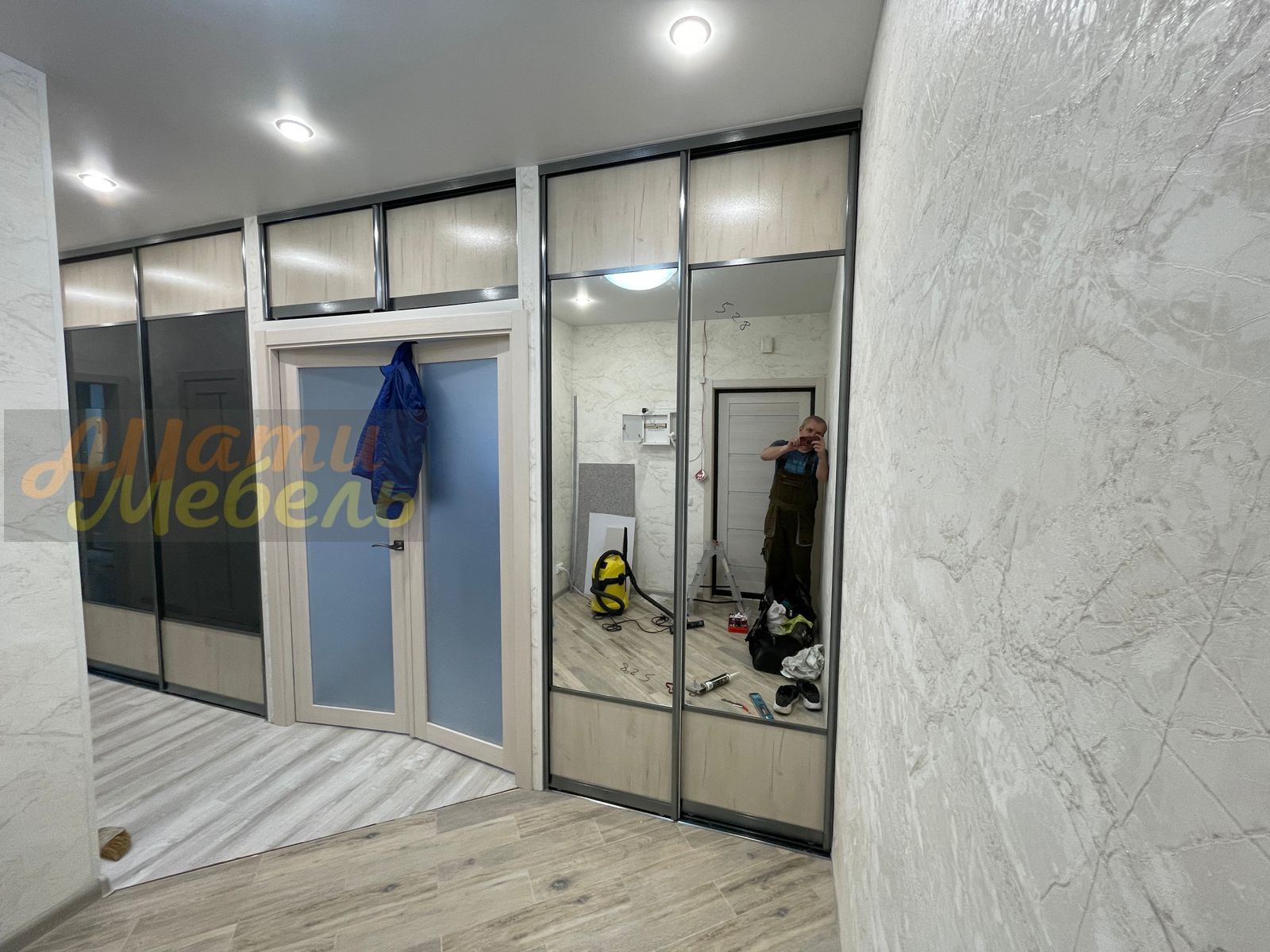 гардеробная система в прихожую(встроенные шкафы)