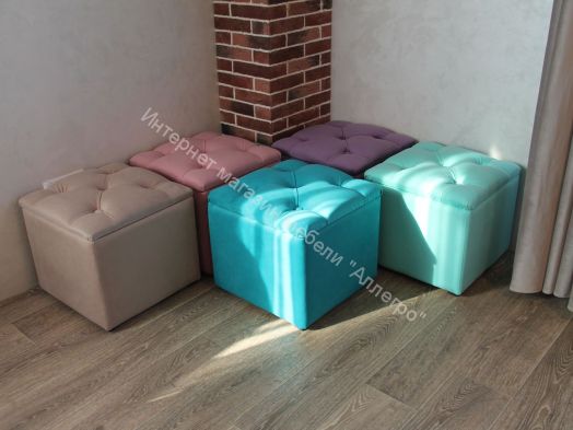 Пуф с каретной стяжкой, велюр розовый